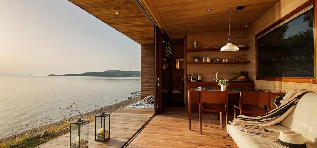 Στο "στόχαστρο" της εφορίας τα ενοίκια από Airbnb Στο "στόχαστρο" της εφορίας τα ενοίκια από Airbnb